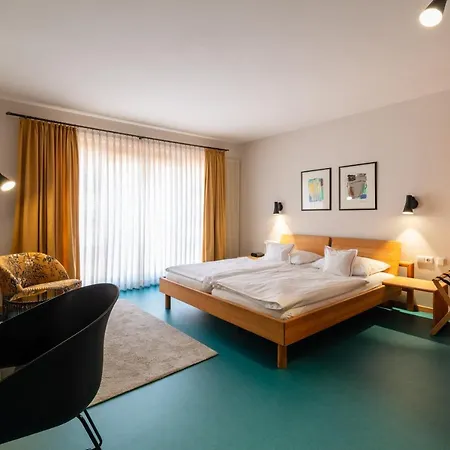 Hotel Am Torturm 3*